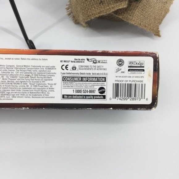 Hot Wheels Diecast Semi Transporter - Picture 5 of 7